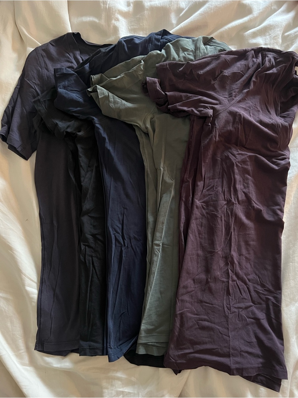 Lululemon Love tee v-neck T-Shirt - Plum, Black, Navy, Olive, Burgundy